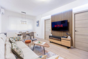 Fully renovated apartment in the heart of Fuengirola, 2 min walk to the beach